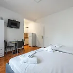 Garden 21 *