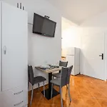 Apartment Garden 21 Durres
