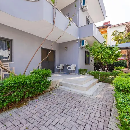 Garden 21 Durres