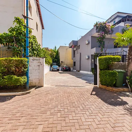 Garden 21