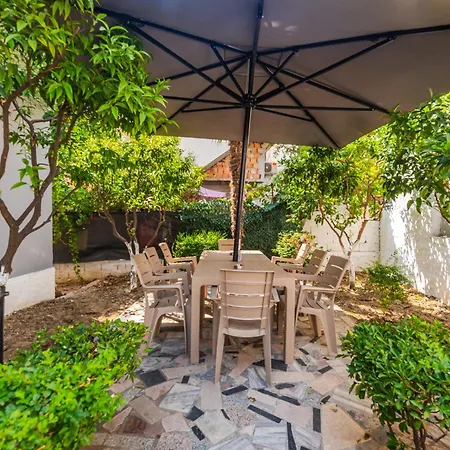 Garden 21 Apartment Durres